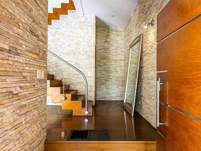 Casa para Venda em Santana de Parnaíba - 4