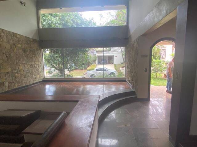 #1210 - Casa para Locação em Santana de Parnaíba - SP - 2