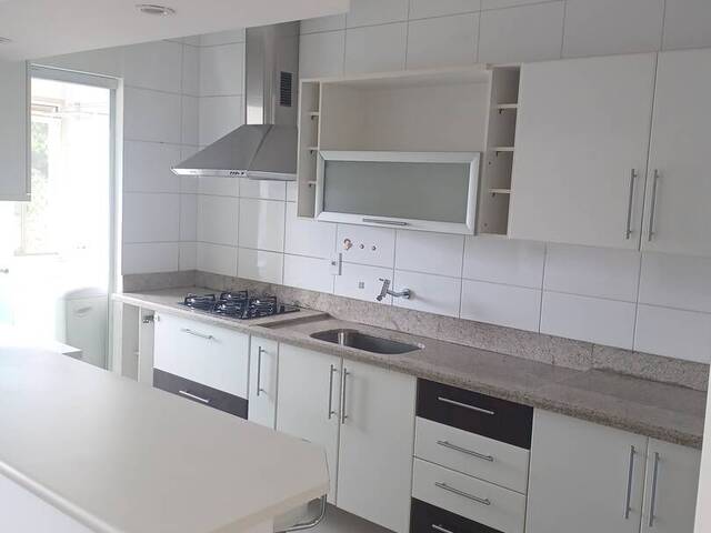 Apartamento para Venda em Santana de Parnaíba - 4