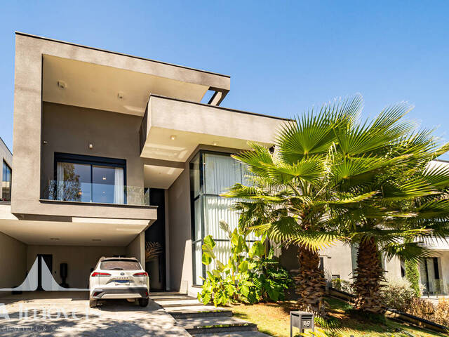 #1240 - Casa para Venda em Santana de Parnaíba - SP