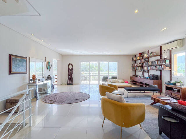 Casa para Venda em Santana de Parnaíba - 4