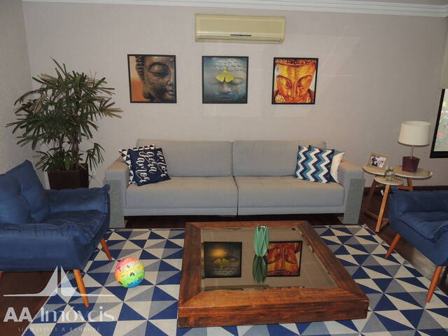 Casa para Venda em Santana de Parnaíba - 5