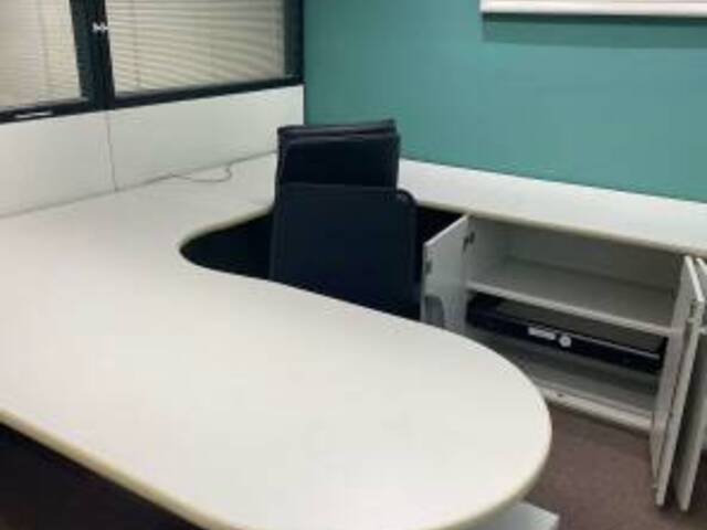 Sala para Venda em Santana de Parnaíba - 4