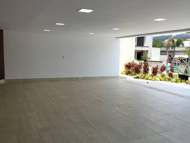 Casa para Venda em Santana de Parnaíba - 4