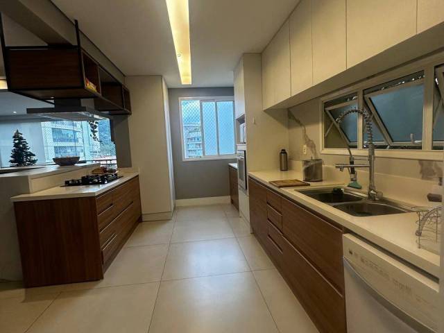 Apartamento para Venda em Santana de Parnaíba - 4