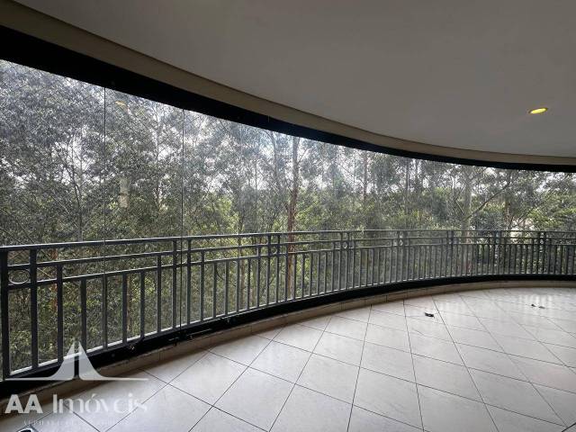 Apartamento para Venda em Santana de Parnaíba - 4