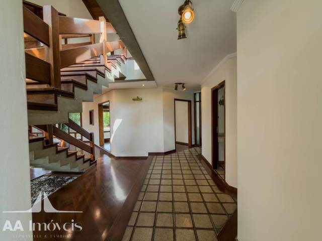 #878 - Casa para Venda em Santana de Parnaíba - SP