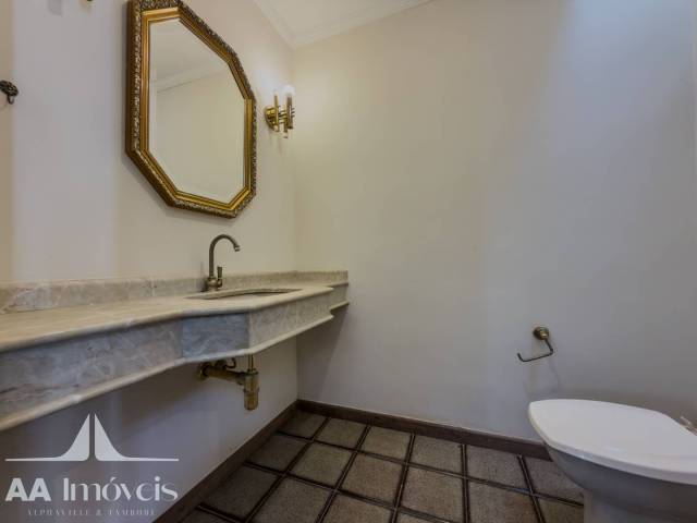 Casa para Venda em Santana de Parnaíba - 5