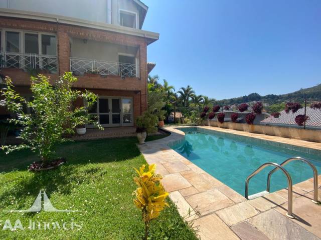 #1330 - Casa para Venda em Santana de Parnaíba - SP - 1