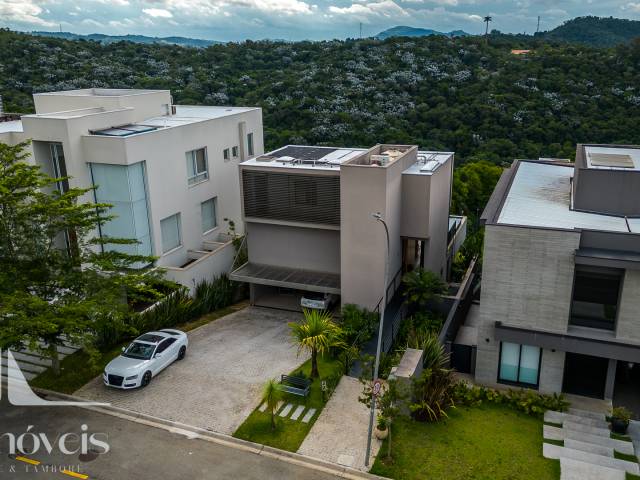 Casa para Venda em Santana de Parnaíba - 4