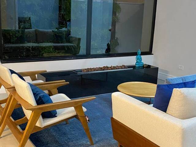 #1351 - Casa para Venda em Santana de Parnaíba - SP