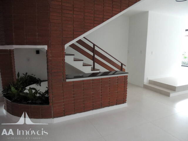 #1354 - Casa para Venda em Santana de Parnaíba - SP