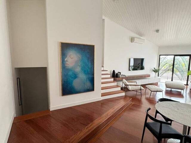 #1360 - Casa para Venda em Santana de Parnaíba - SP - 3