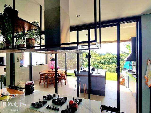 Casa para Venda em Santana de Parnaíba - 5