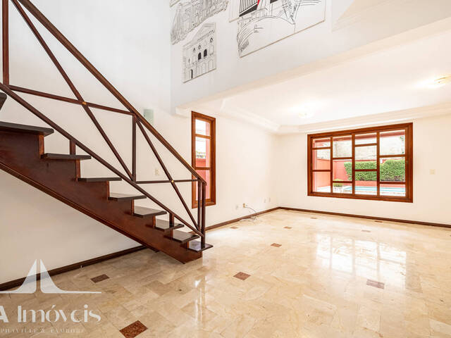 Casa para Venda em Santana de Parnaíba - 4