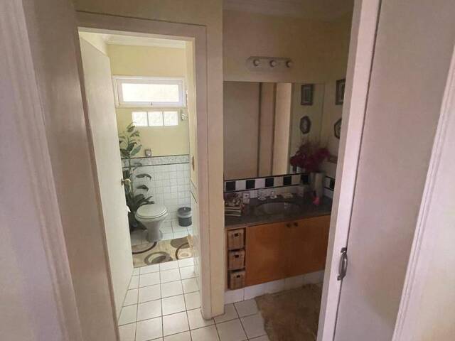 #1368 - Casa para Venda em Santana de Parnaíba - SP