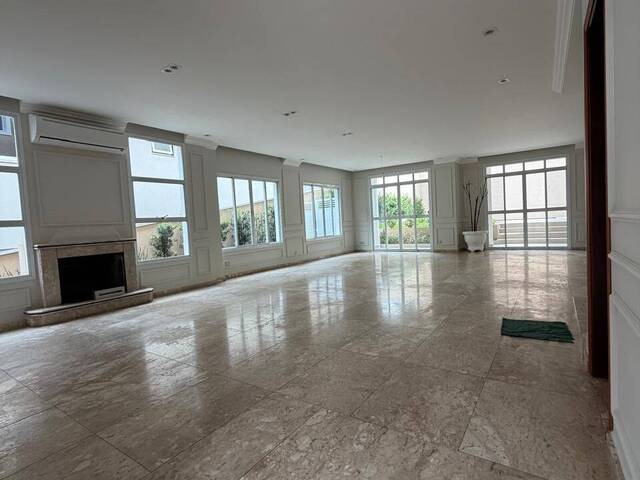 #1377 - Casa em condomínio para Locação em Santana de Parnaíba - SP