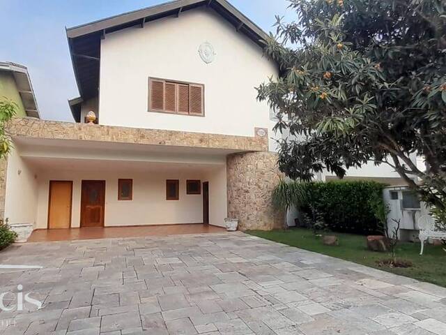 #1379 - Casa para Venda em Santana de Parnaíba - SP - 1