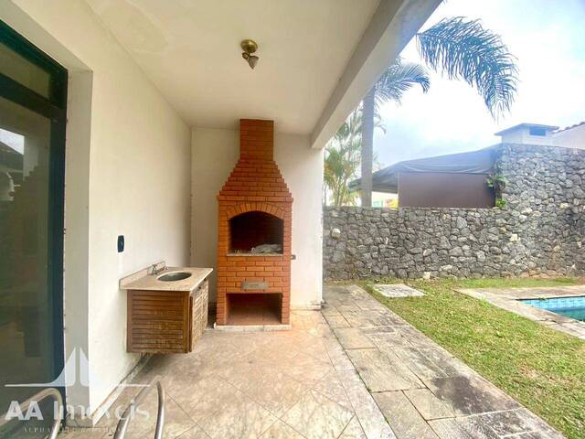 Casa para Venda em Santana de Parnaíba - 4