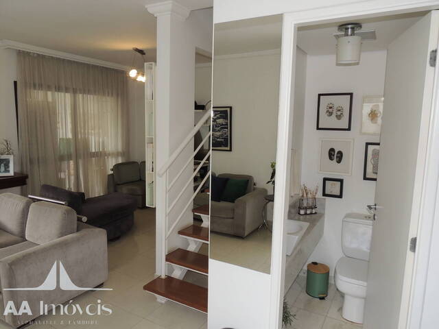 Casa para Venda em Santana de Parnaíba - 5
