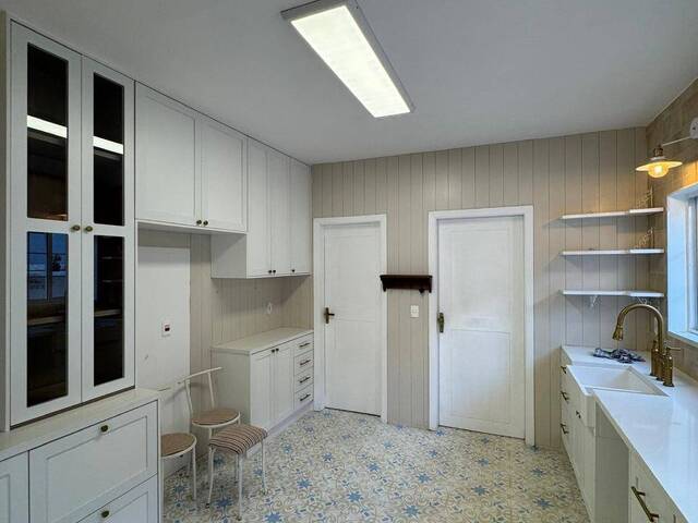 Casa para Venda em Santana de Parnaíba - 4