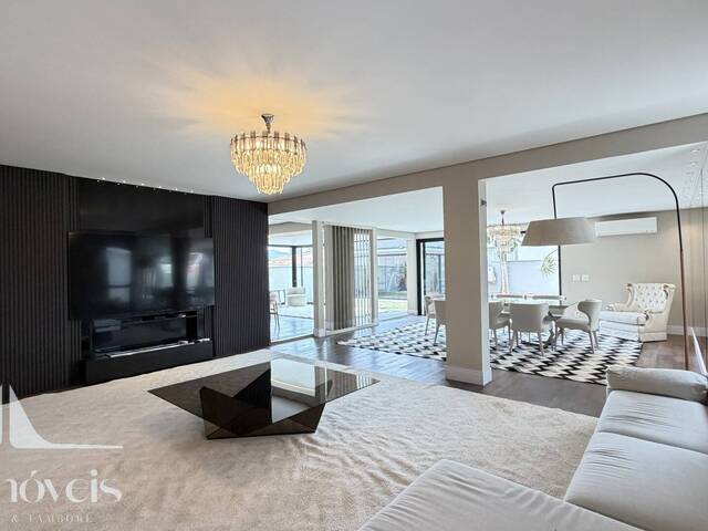 #1427 - Casa para Venda em Barueri - SP