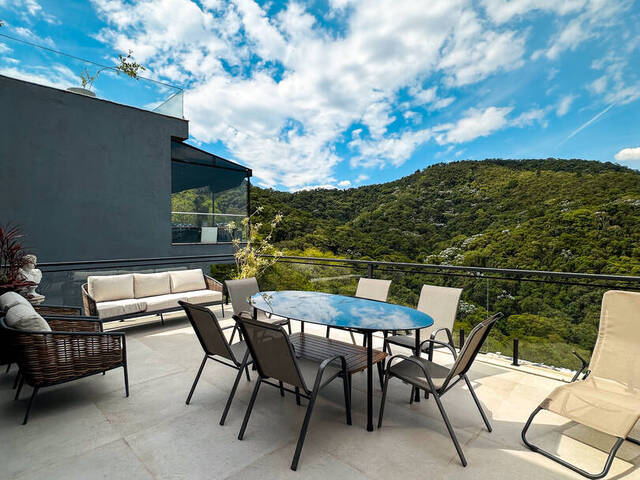 Casa para Venda em Santana de Parnaíba - 2