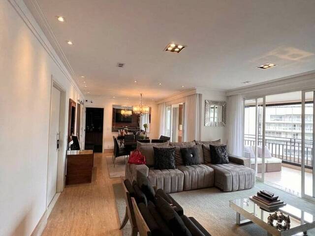 Apartamento para Venda em Santana de Parnaíba - 3