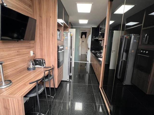 Apartamento para Venda em Santana de Parnaíba - 5