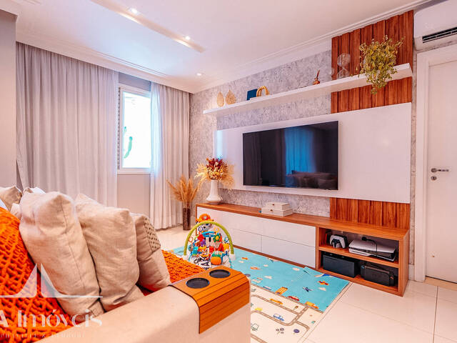 Apartamento para Venda em Santana de Parnaíba - 2