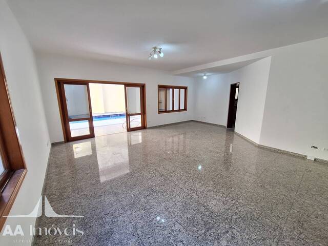 #1436 - Casa para Locação em Santana de Parnaíba - SP