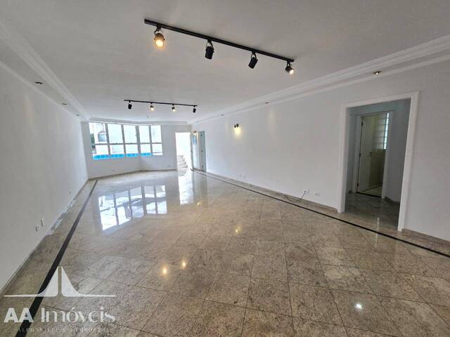 #1445 - Casa para Venda em Santana de Parnaíba - SP