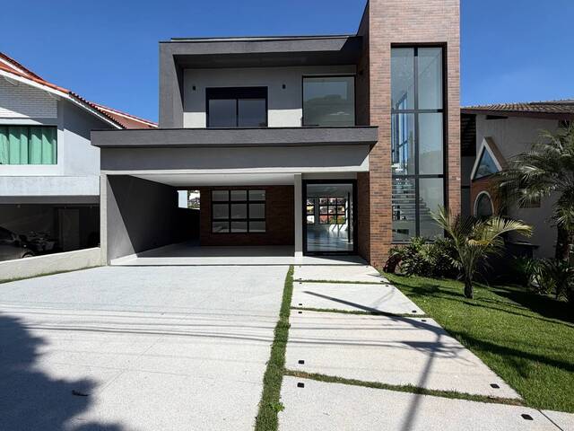 Casa para Venda em Santana de Parnaíba - 2
