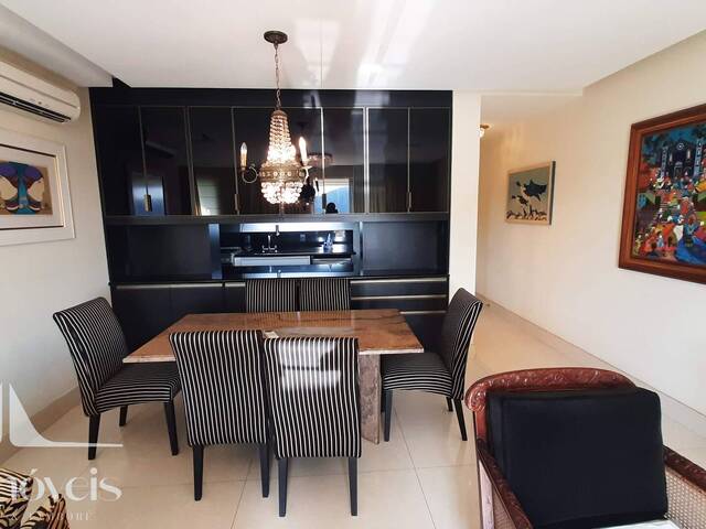 Apartamento para Venda em Santana de Parnaíba - 2
