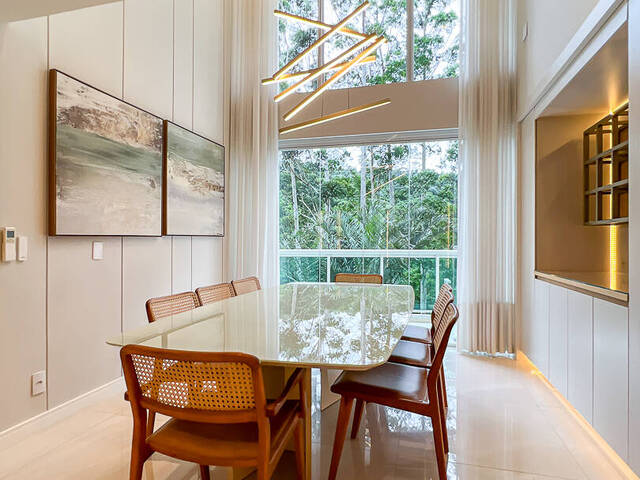 Apartamento para Venda em Santana de Parnaíba - 4