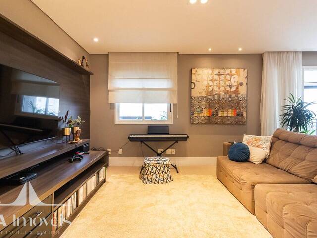 Apartamento para Venda em Santana de Parnaíba - 5