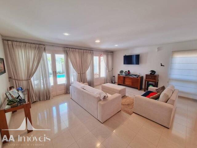 Casa para Venda em Santana de Parnaíba - 2