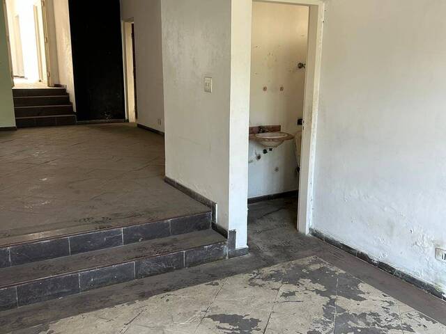 Casa para Venda em Santana de Parnaíba - 4