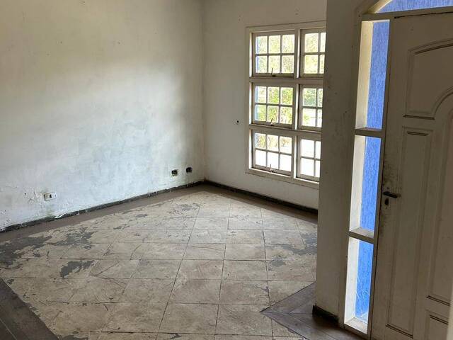 Casa para Venda em Santana de Parnaíba - 3