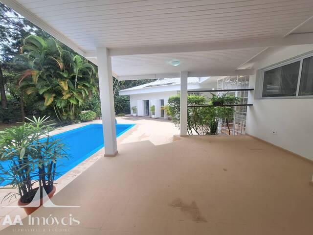 Casa para Venda em Santana de Parnaíba - 5