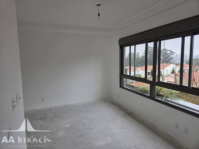 Apartamento para Venda em Santana de Parnaíba - 5