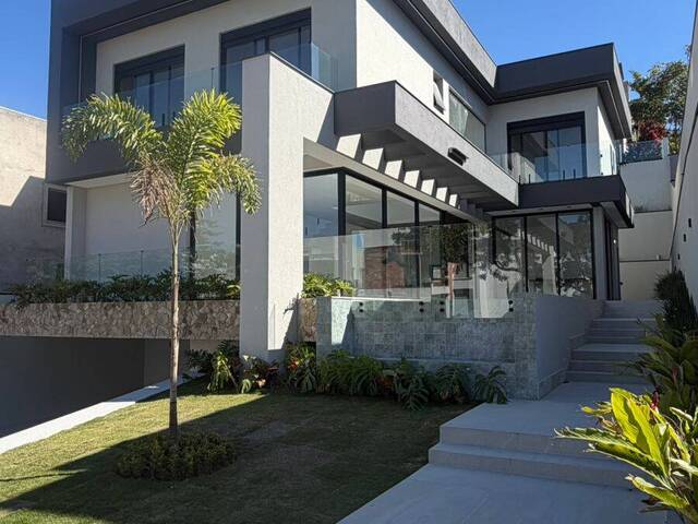 Casa para Venda em Santana de Parnaíba - 2