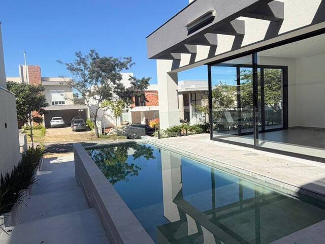 Casa para Venda em Santana de Parnaíba - 4