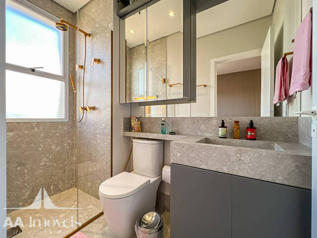 Apartamento para Venda em Santana de Parnaíba - 5