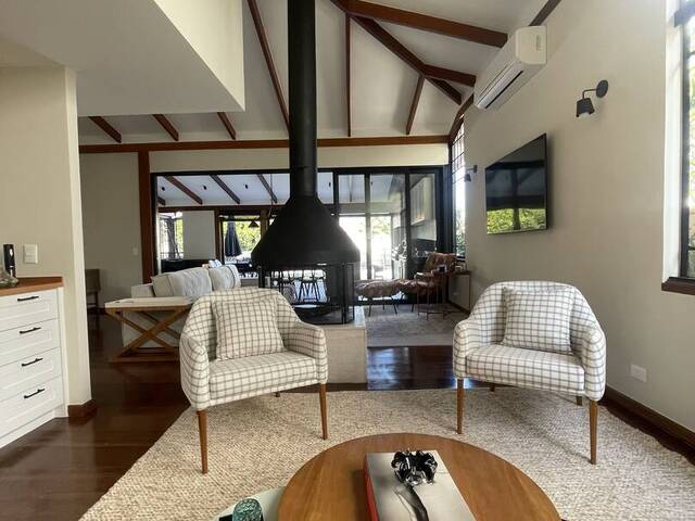 Casa para Venda em Santana de Parnaíba - 5