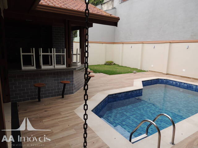 #1574 - Casa para Venda em Santana de Parnaíba - SP - 3