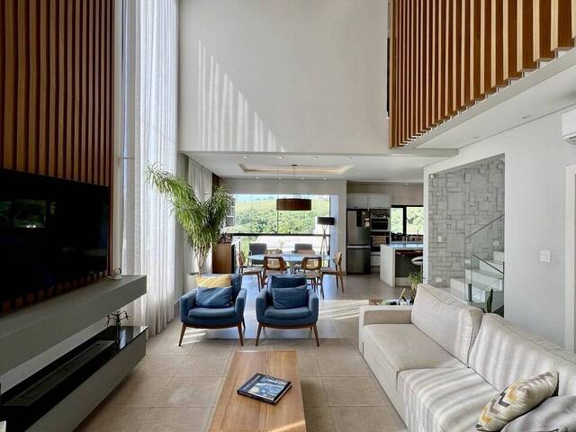 Casa para Venda em Santana de Parnaíba - 4