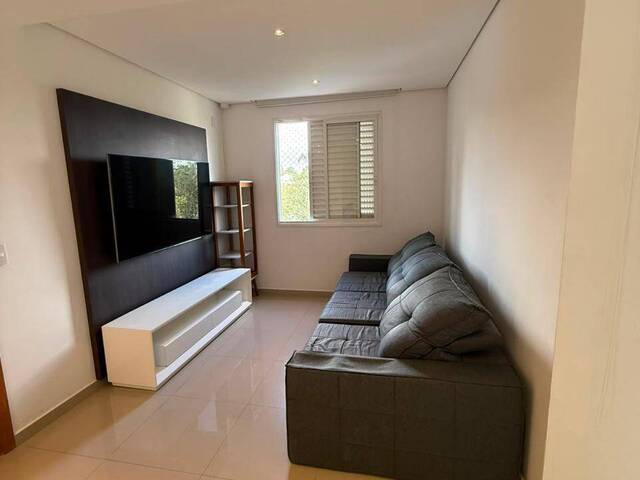 Apartamento para Locação em Santana de Parnaíba - 2