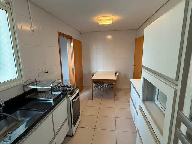Apartamento para Locação em Santana de Parnaíba - 4