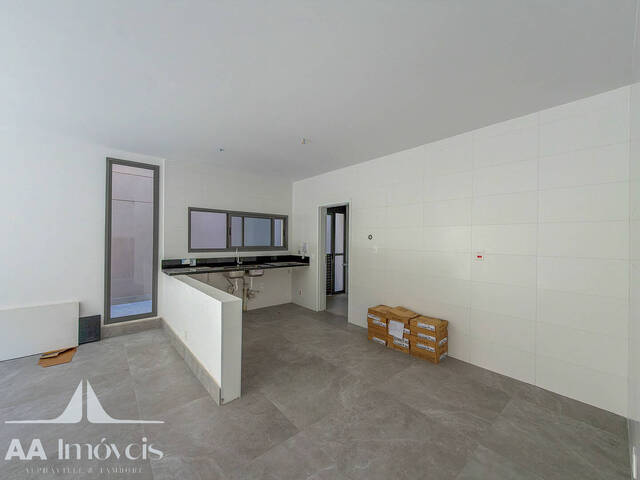 Casa para Venda em Santana de Parnaíba - 3